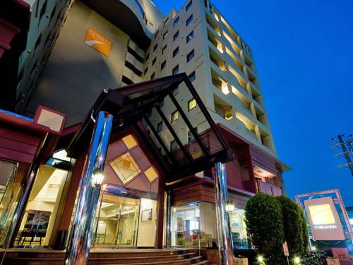 GR Hotel Esaka (Formerly Chisun Inn Esaka)