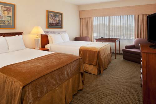 Best Western Holiday Lodge Hotel  Hotels  Clear Lake