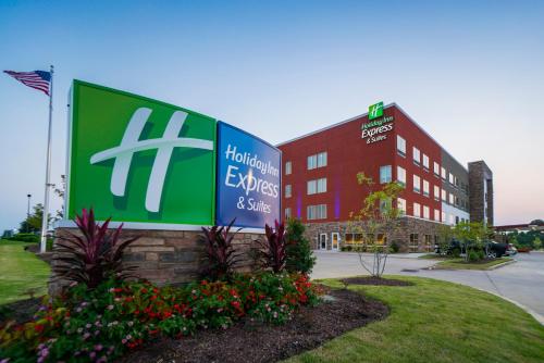 Holiday Inn Express & Suites - Southaven Central - Memphis