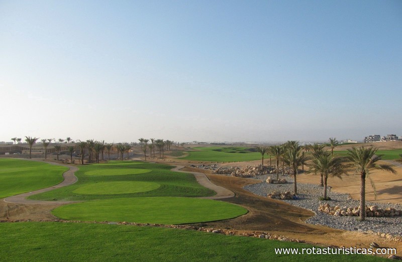 Muscat Golf And Country Club